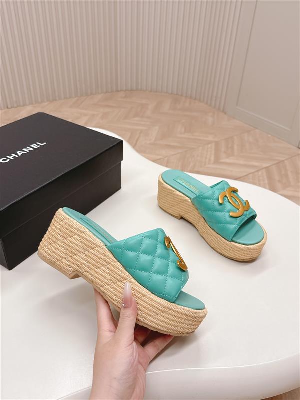 2025112818443488 270